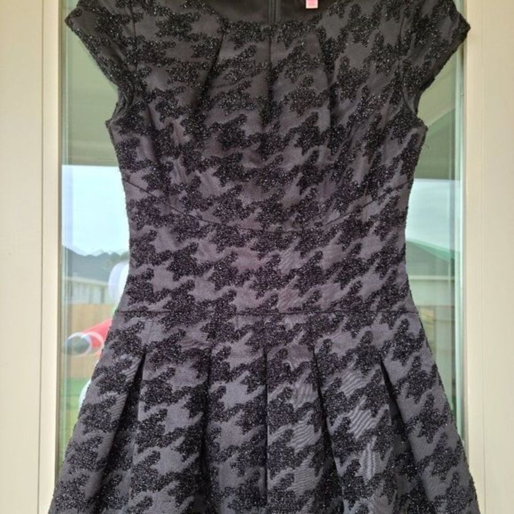 Ted Baker 'Caley' Sparkle‎ Jacquard Houndstooth Fit & Flare Dress - Picture 3 of 9